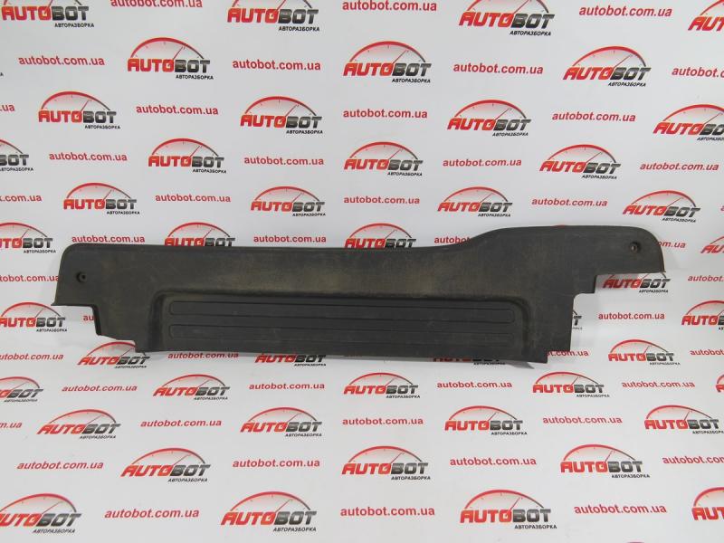 NISSAN NV200 (M20) Зовнішній молдинг заднього правого порогу (76953-jx00A) Замовити для NISSAN NV200 (M20) Зовнішній молдинг заднього правого порогу