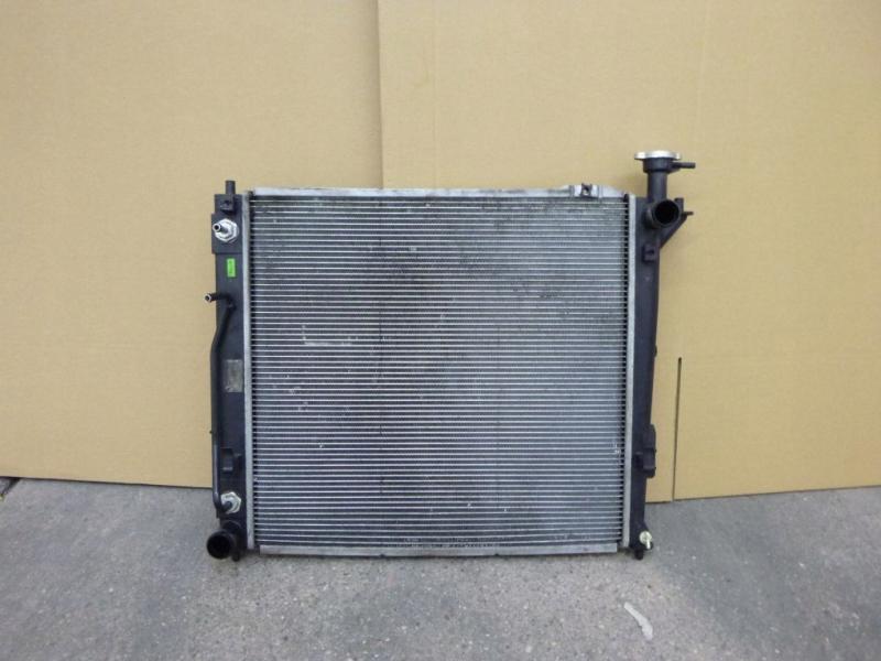 Замовити для HYUNDAI Santa Fe III (DM) Радіатор основний