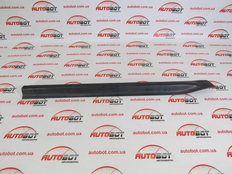 NISSAN Murano (Z50) Зовнішня накладка дверки задньої правої (82870-CA000) Замовити для NISSAN Murano (Z50) Зовнішня накладка дверки задньої правої