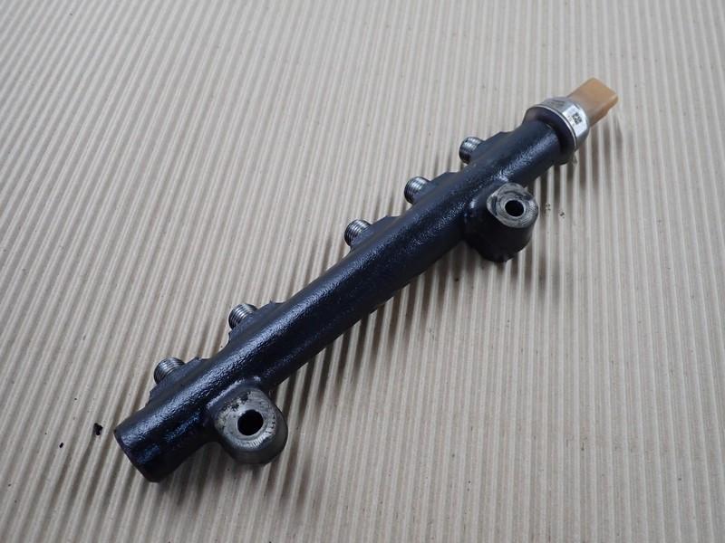 Замовити для FORD Fiesta Active Mk8 Паливна рейка