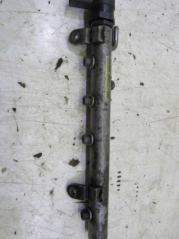 JEEP Grand Cherokee III (WK, WH) Паливна рейка (A6420700695) Замовити для JEEP Grand Cherokee III (WK, WH) Паливна рейка