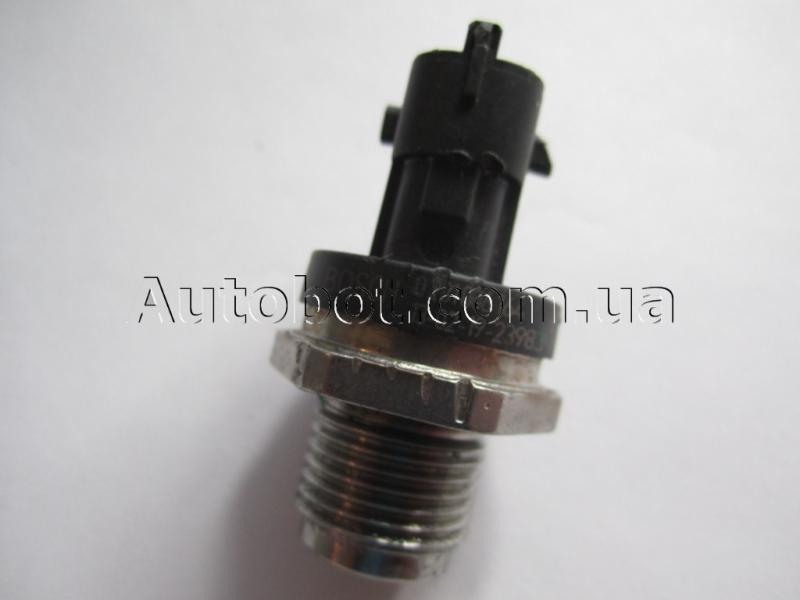 LANCIA Ypsilon II (843) Датчик тиску палива (0281006164) Замовити для LANCIA Ypsilon II (843) Датчик тиску палива