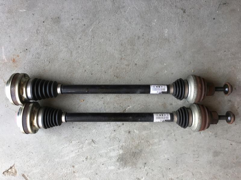 Замовити для AUDI A8 D4 (4H) Полуось задня