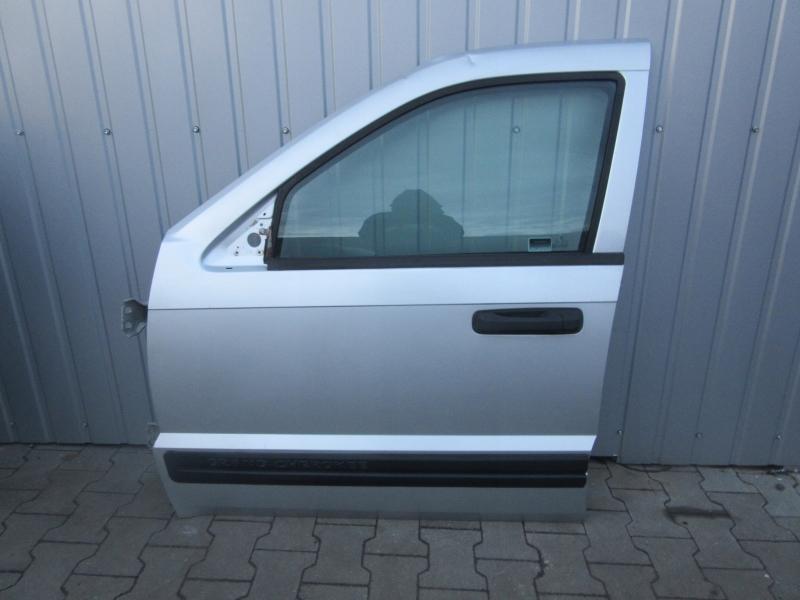 JEEP Grand Cherokee III (WK, WH) Дверка передня ліва Замовити для JEEP Grand Cherokee III (WK, WH) Дверка передня ліва