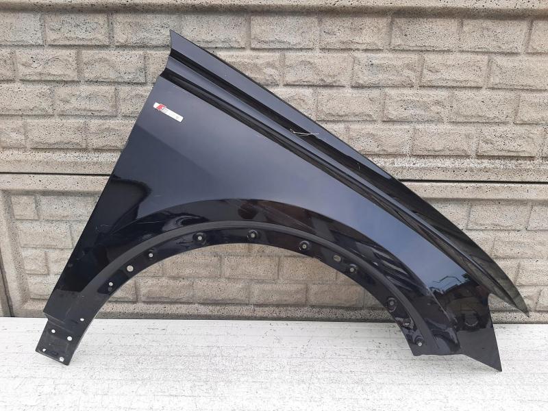 запчастини  Audi q8-i фото