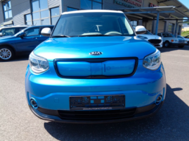 запчасти  KIA Soul EV I фото 2