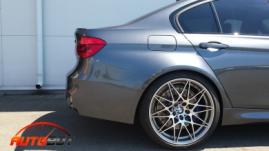 запчастини  BMW M5 F10 фото 4