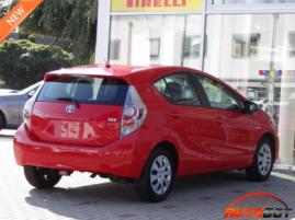 запчастини  TOYOTA Prius c (NHP10) запчастини  TOYOTA Prius c (NHP10) фото 7