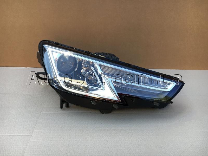 Заказать на AUDI A4 B9 Allroad Quattro (8HW) Фара правая (Bi-Xenon)