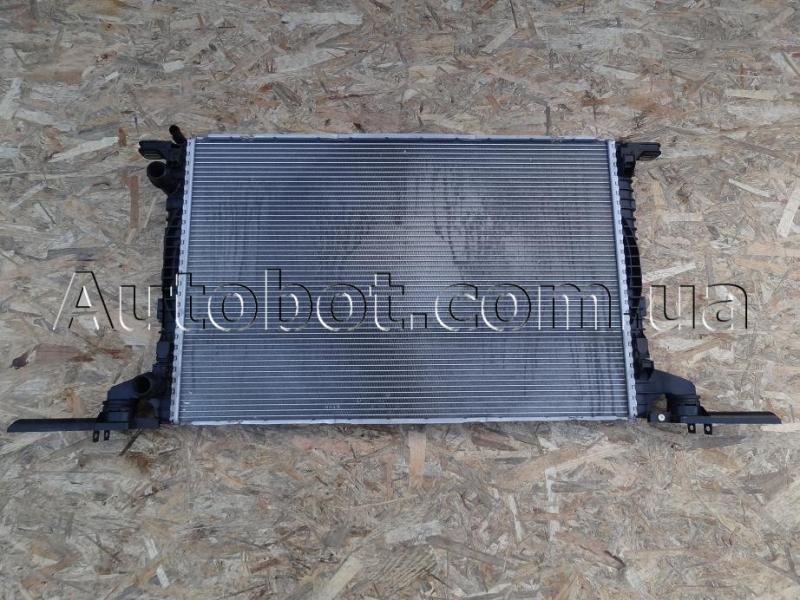 Заказать на AUDI A4 B9 Allroad Quattro (8HW) Радиатор водяной
