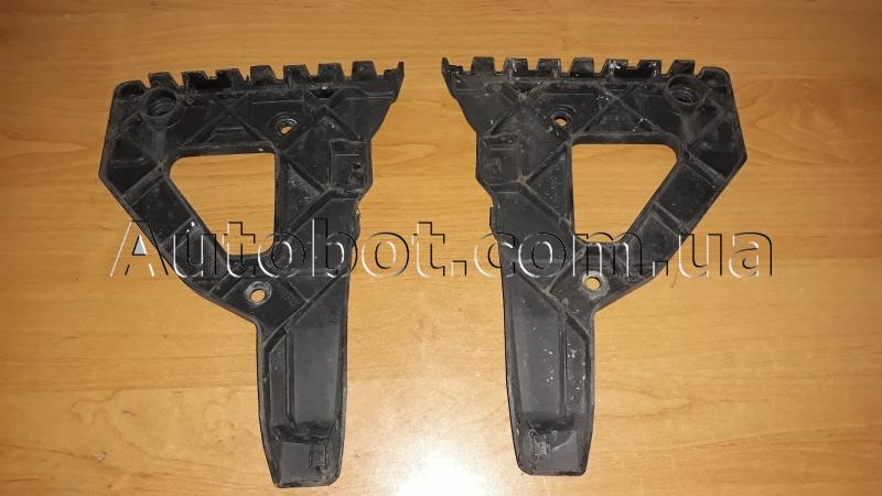 Замовити для AUDI A6 Allroad Quattro C6 (4FH) Кронштейни переднього бамперу