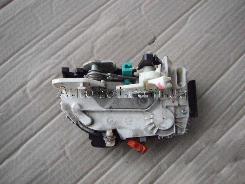 Заказать на JEEP Compass I (MK49) Замок дверки