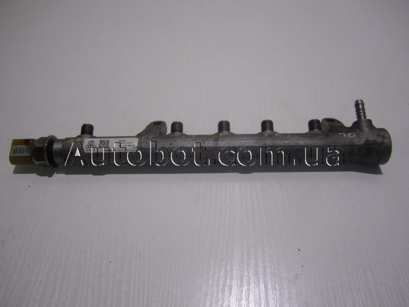 SEAT Leon Mk III SC (5F5) Паливна рейка (03L130089B) Замовити для SEAT Leon Mk III SC (5F5) Паливна рейка