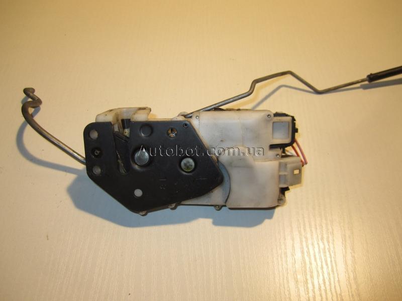 Заказать на ROVER 25 (RF) Замок двери передней