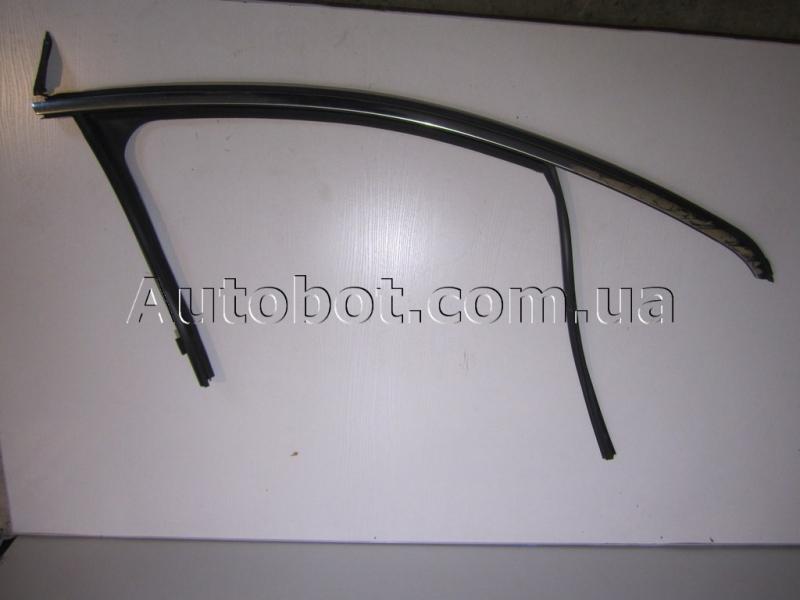 Заказать на PEUGEOT 508 Уплотнитель стекла дверки передней