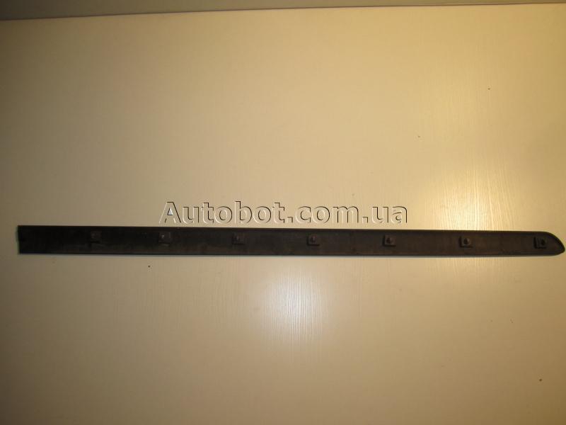 Заказать на ROVER 25 (RF) Молдинг двери передней