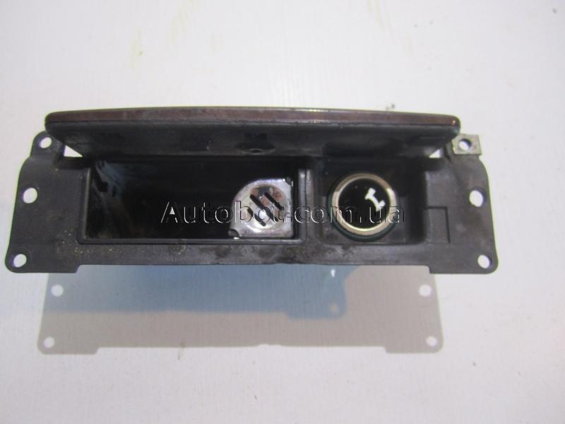 Заказать на LAND ROVER Range Rover II (P38A, LP) Пепельница