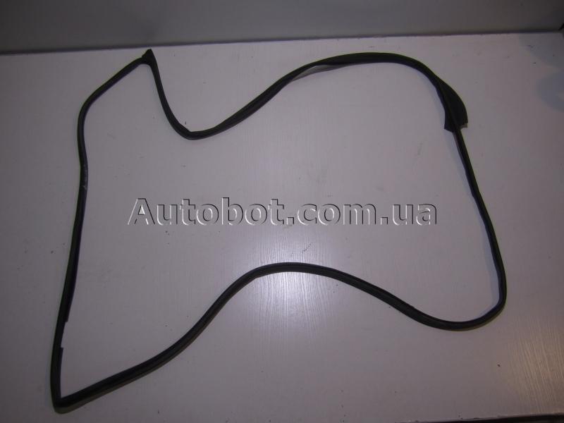 Заказать на VOLVO XC90 I (P28) Уплотнитель дверки передней