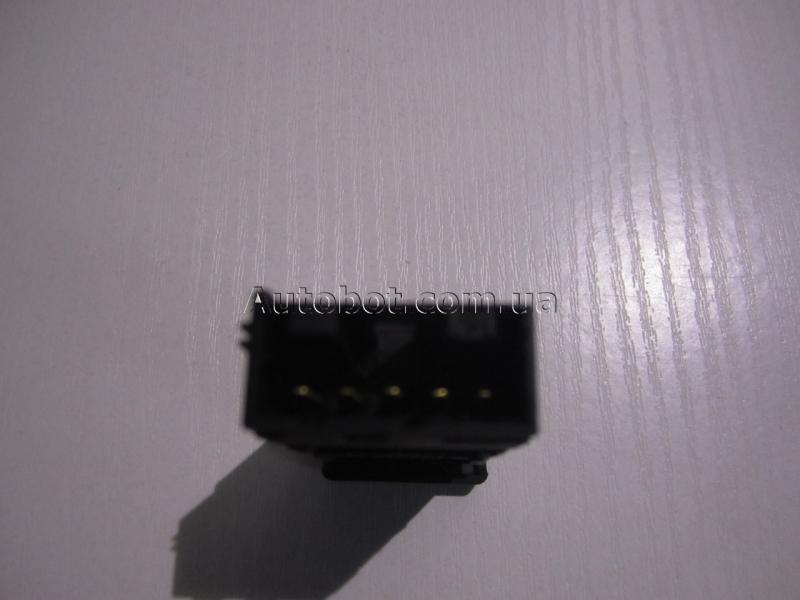 Заказать на LAND ROVER Discovery II (L318) Кнопка обогрева стекол и зеркал