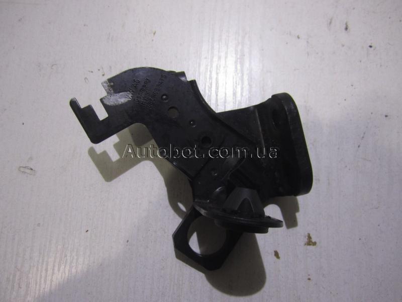 Заказать на VOLKSWAGEN Golf V (1K1) Кронштейн