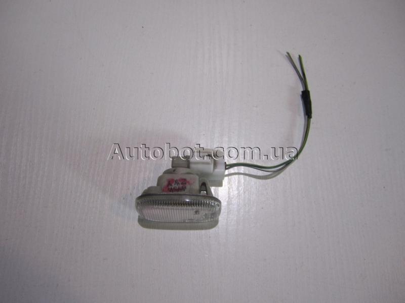 Заказать на TOYOTA Previa II (XR30, XR40) Повторитель поворота передний