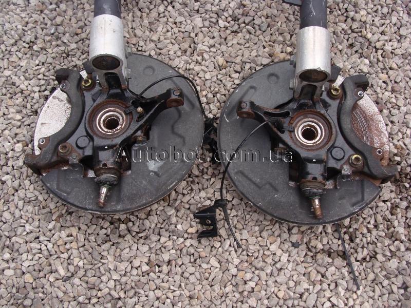 Заказать на CITROEN DS4 Поворотные кулаки передние