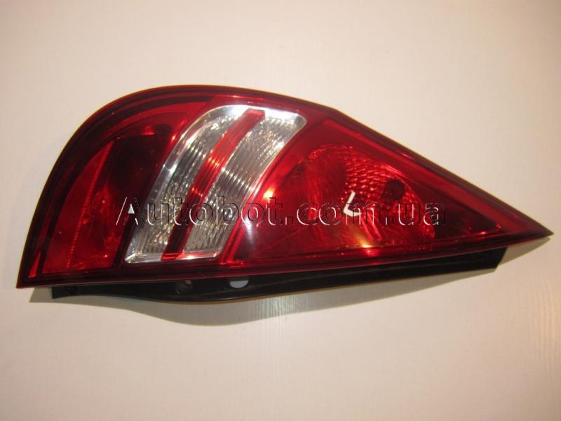 HYUNDAI i30 I (FD) Ліхтар задній (92401-2R010) Замовити для HYUNDAI i30 I (FD) Ліхтар задній