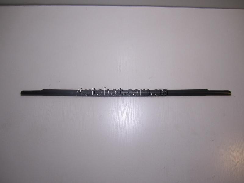 Заказать на В наличии! Детали кузова  Уплотнитель стекла двери задней