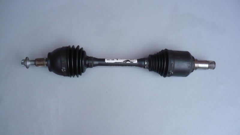 Замовити для MERCEDES-BENZ A-CLASS W169/C169 Полуось передняя