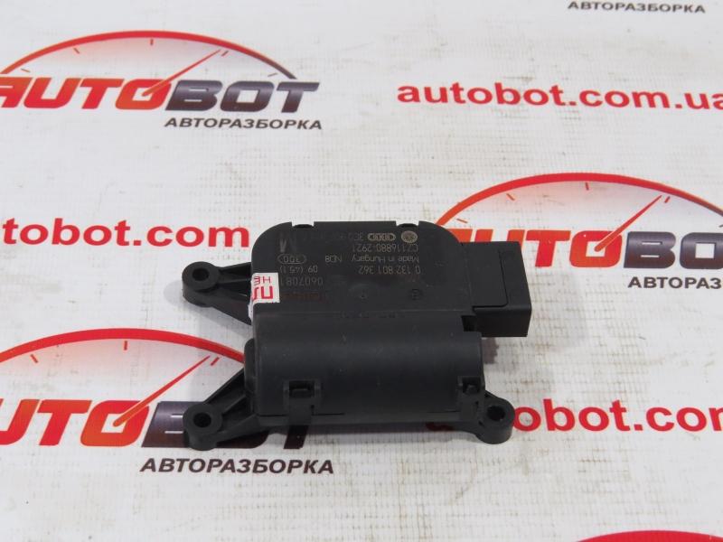 Заказать на VOLKSWAGEN Golf V (1K1) Моторчик центральной заслонки