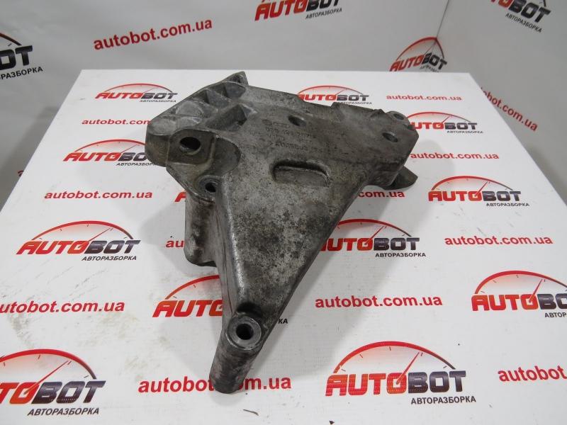 Заказать на VOLKSWAGEN Golf V (1K1) Кронштейн подушки двигателя