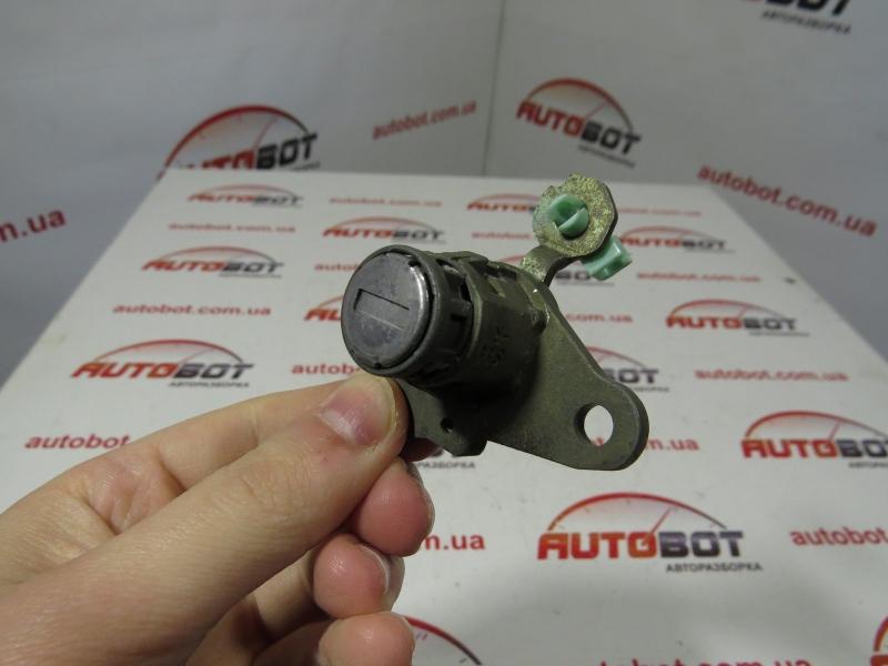 HONDA Jazz II (GD) Личинка замка дверки передньої (72145-SAA-G01) Замовити для HONDA Jazz II (GD) Личинка замка дверки передньої