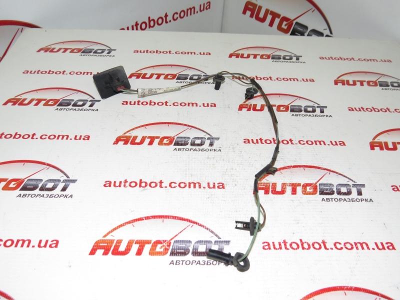 Замовити для VOLKSWAGEN Multivan T5 (7HM, 7HF) Проводка ліхтарів підсвітки номерного знаку