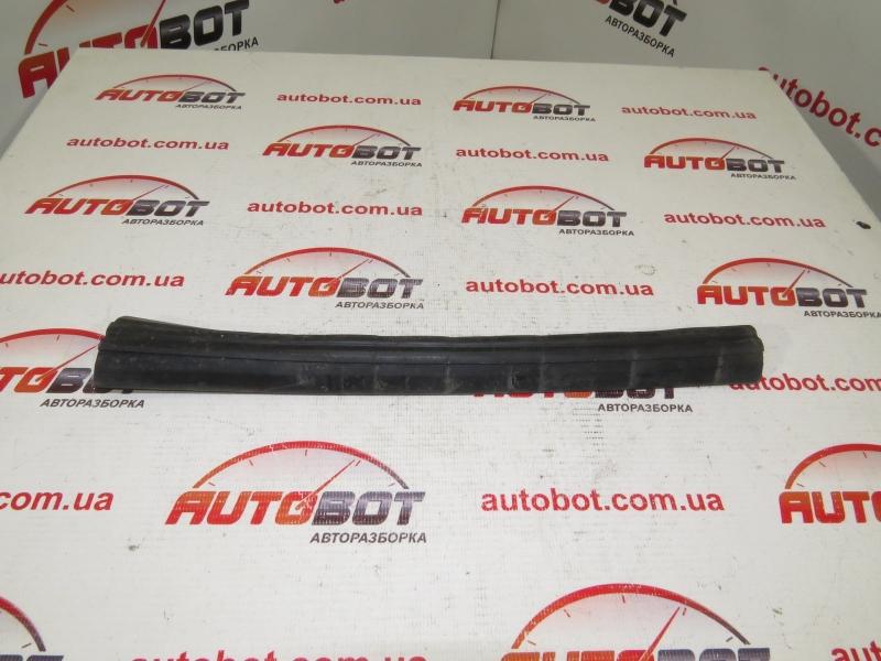 Заказать на FORD Focus Mk2 С307 (CB4) Удлинитель канала стекла двери