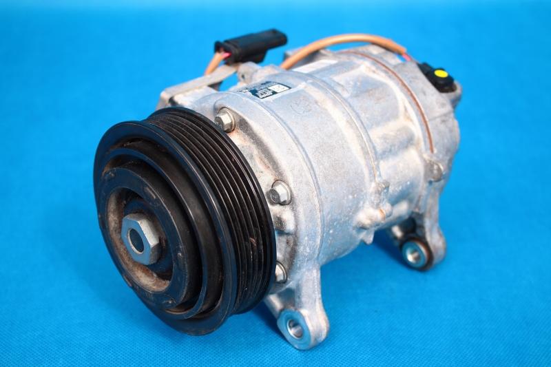 BMW 4 Series F32 Компресор кондиціонеру (9299329) Замовити для BMW 4 Series F32 Компресор кондиціонеру