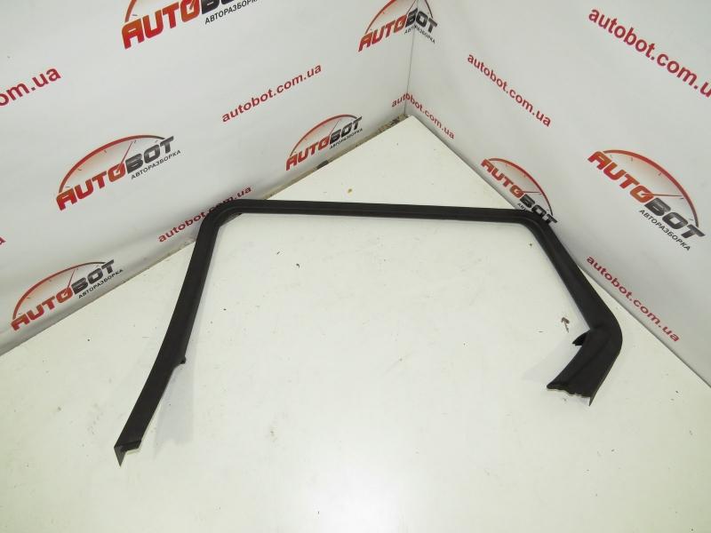 Заказать на OPEL Insignia A Внутренняя накладка на рамку стекла двери задней