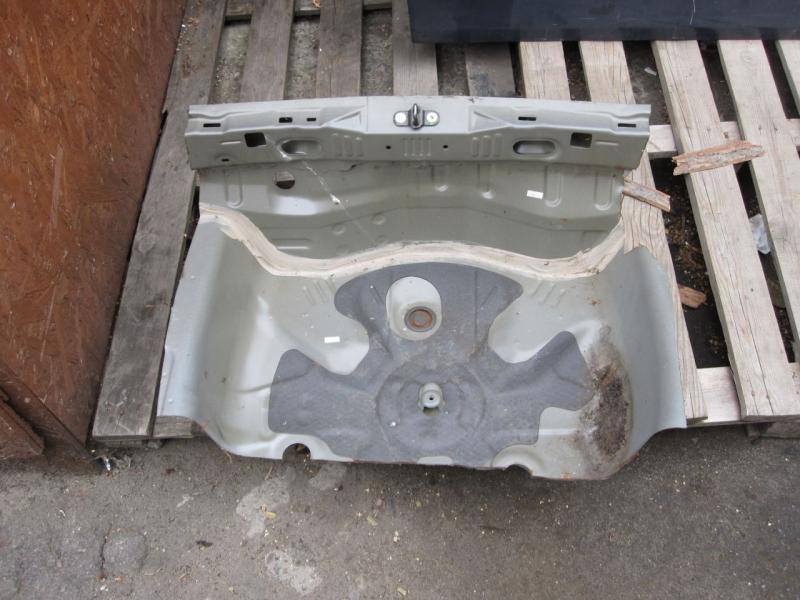 Замовити для TOYOTA Yaris III (P13, XP130) Задня панель