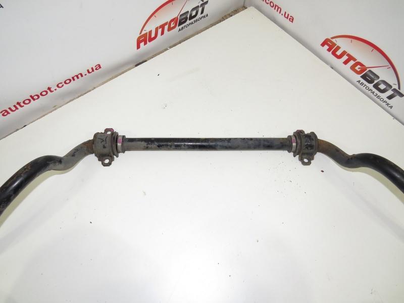 Заказать на TOYOTA Previa II (XR30, XR40) Кронштейн стабилизатора