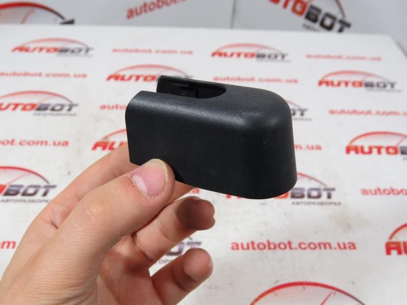 Заказать на RENAULT Megane III (BZ, DZ, KZ) Крышка поводка склоочистителя крышки багажника