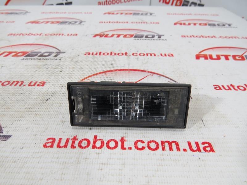 Заказать на RENAULT Megane III (BZ, DZ, KZ) Фонарь подсветки номерного знака