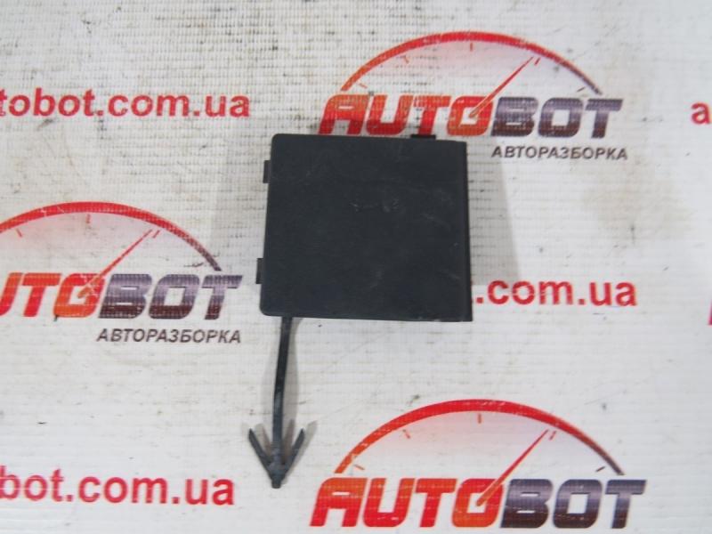 Заказать на RENAULT Megane III (BZ, DZ, KZ) Заглушка буксировочного крюка