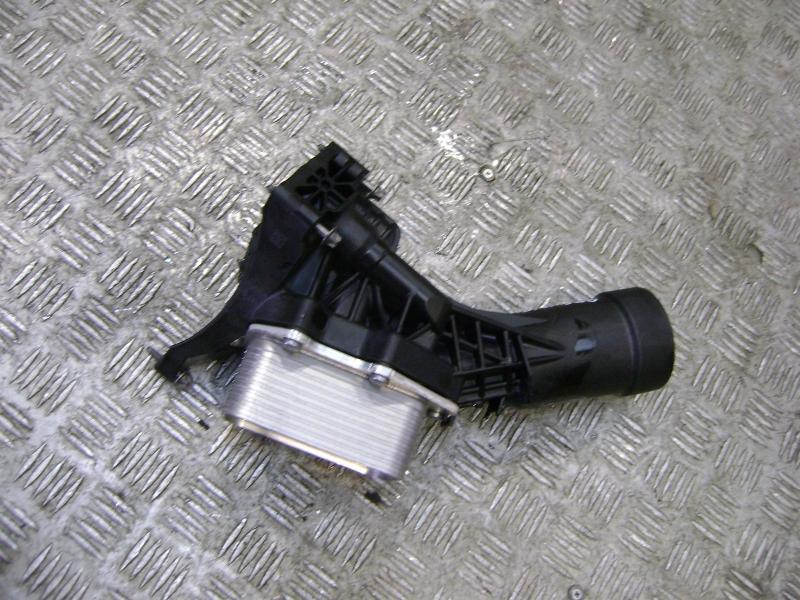 BMW 3 Series G20/G21 Корпус масляного фильтра (8580414) Заказать на BMW 3 Series G20/G21 Корпус масляного фильтра