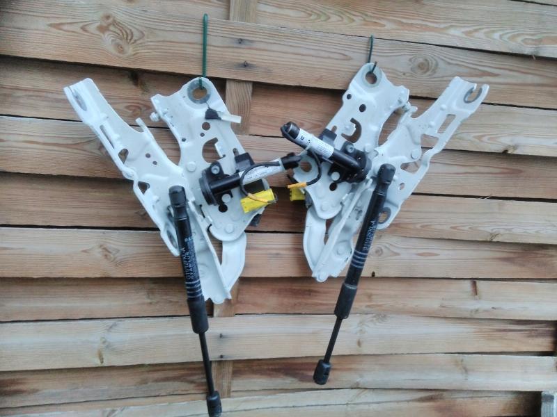 Заказать на BMW 5 Series G30/G31 Петли капота