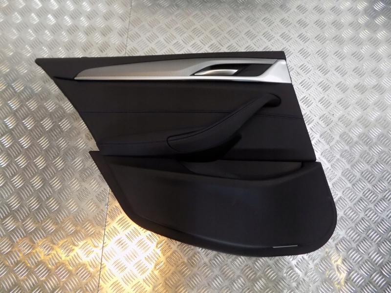 Заказать на BMW 5 Series G30/G31 Обшивка двери задней