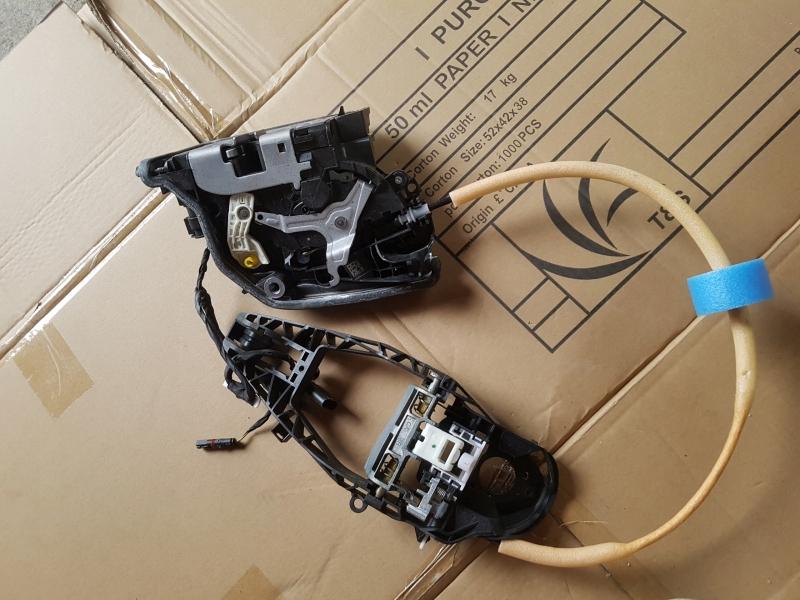 Заказать на BMW 6 Series G32 Замок двери задней