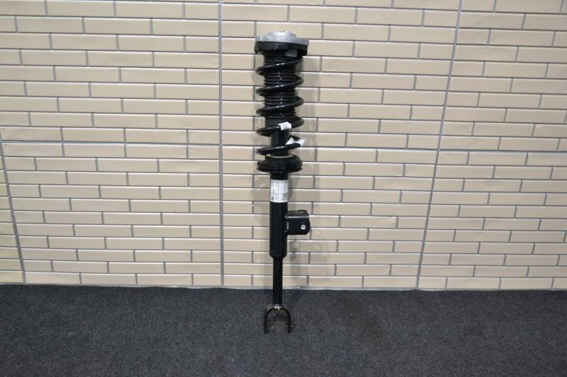 Заказать на BMW 6 Series G32 Амортизационная стойка передняя