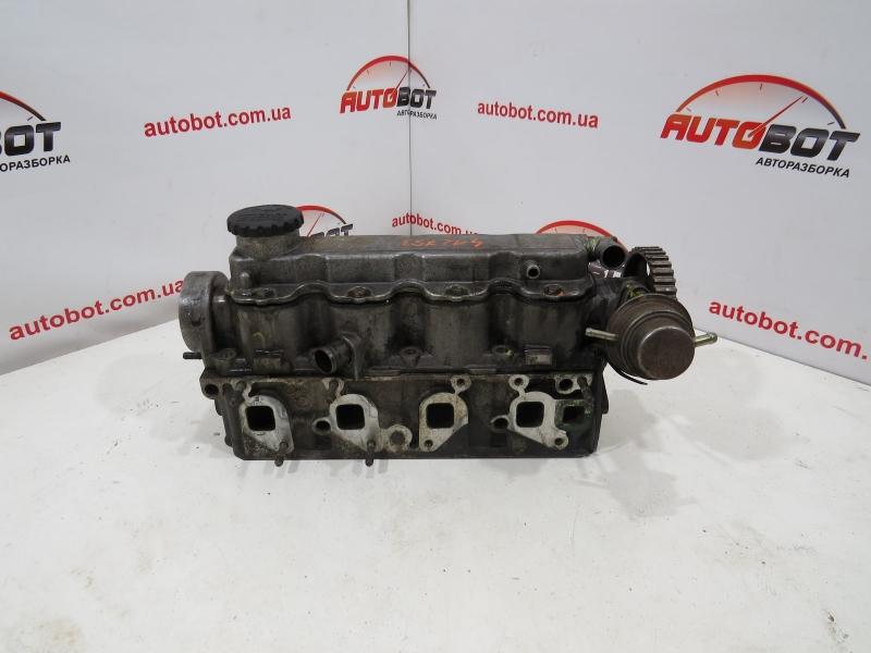 Замовити для В наявності! Деталі двигуна Головка блоку циліндрів