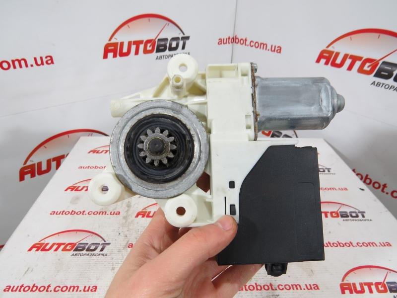 Заказать на VOLVO S40/V50 II (MS, MW) Моторчик стеклоподъемника двери задней