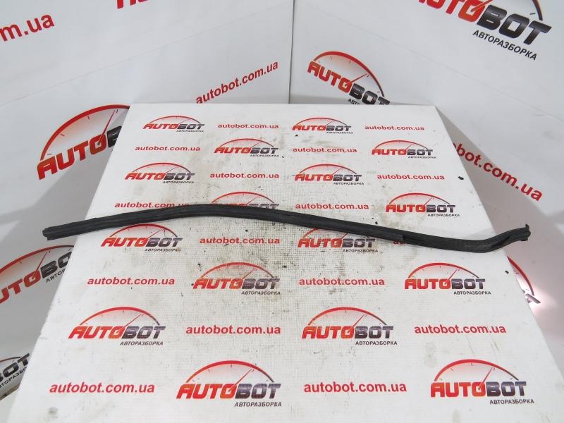 Заказать на VOLVO S40/V50 II (MS, MW) Уплотняющая лента двери задней