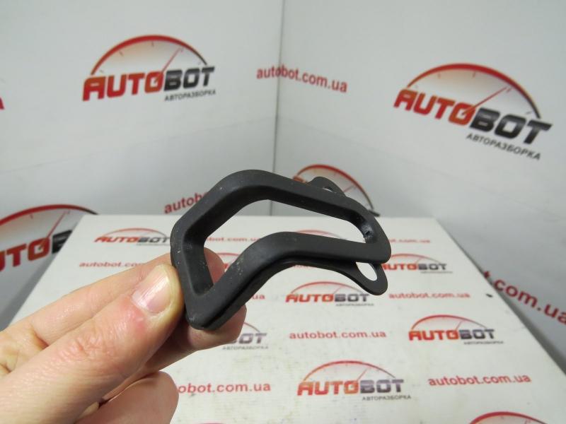 Заказать на AUDI A7 I Sportback (4GA) Уплотняющий фиксатор замка двери передней правой